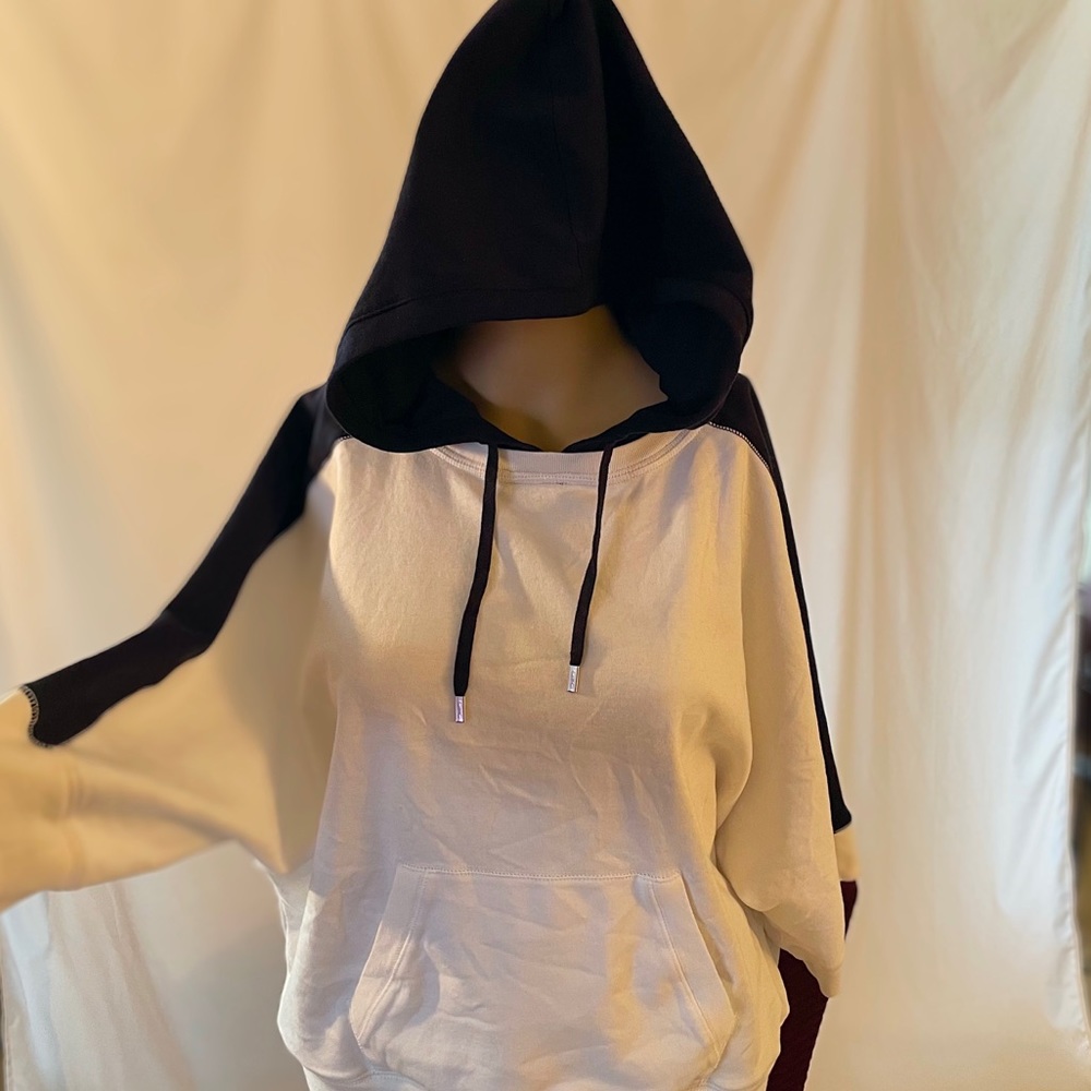 Lauren Ralph Lauren Active women’s navy & white short sleeve crop hoodie size Lg